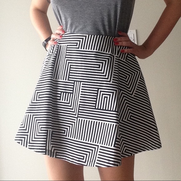 KATE SPADE SATURDAY black & white zig zag skirt - Picture 2 of 6